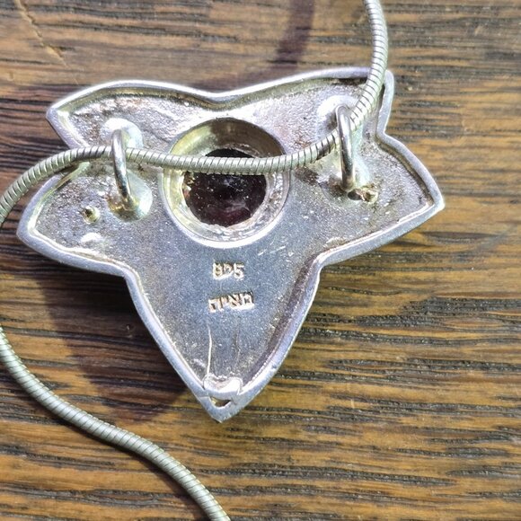 Vintage Art & Crafts style necklace, sterling silver, gold plating, inset garnet - Picture 6 of 8